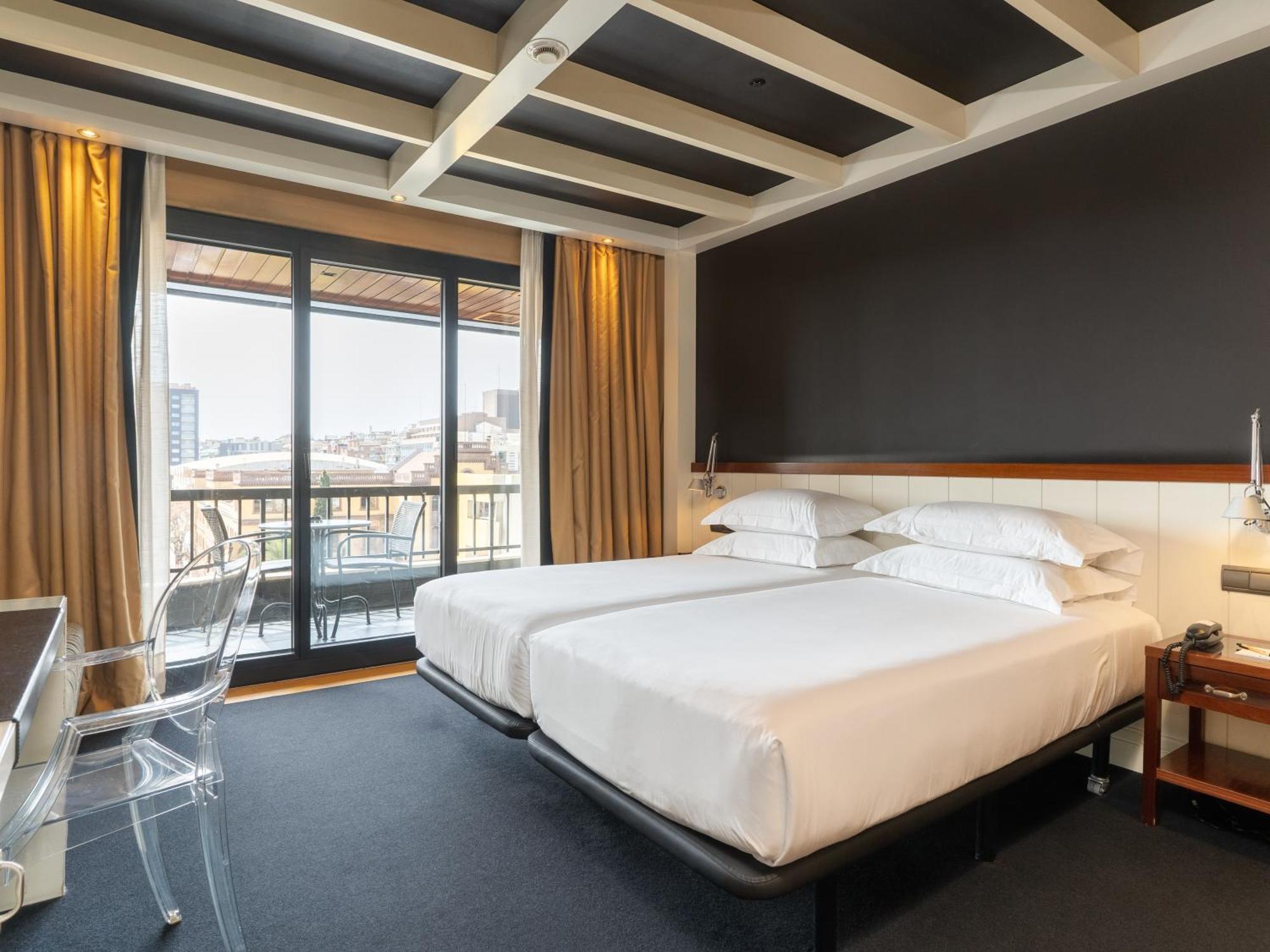 U232 Hotel