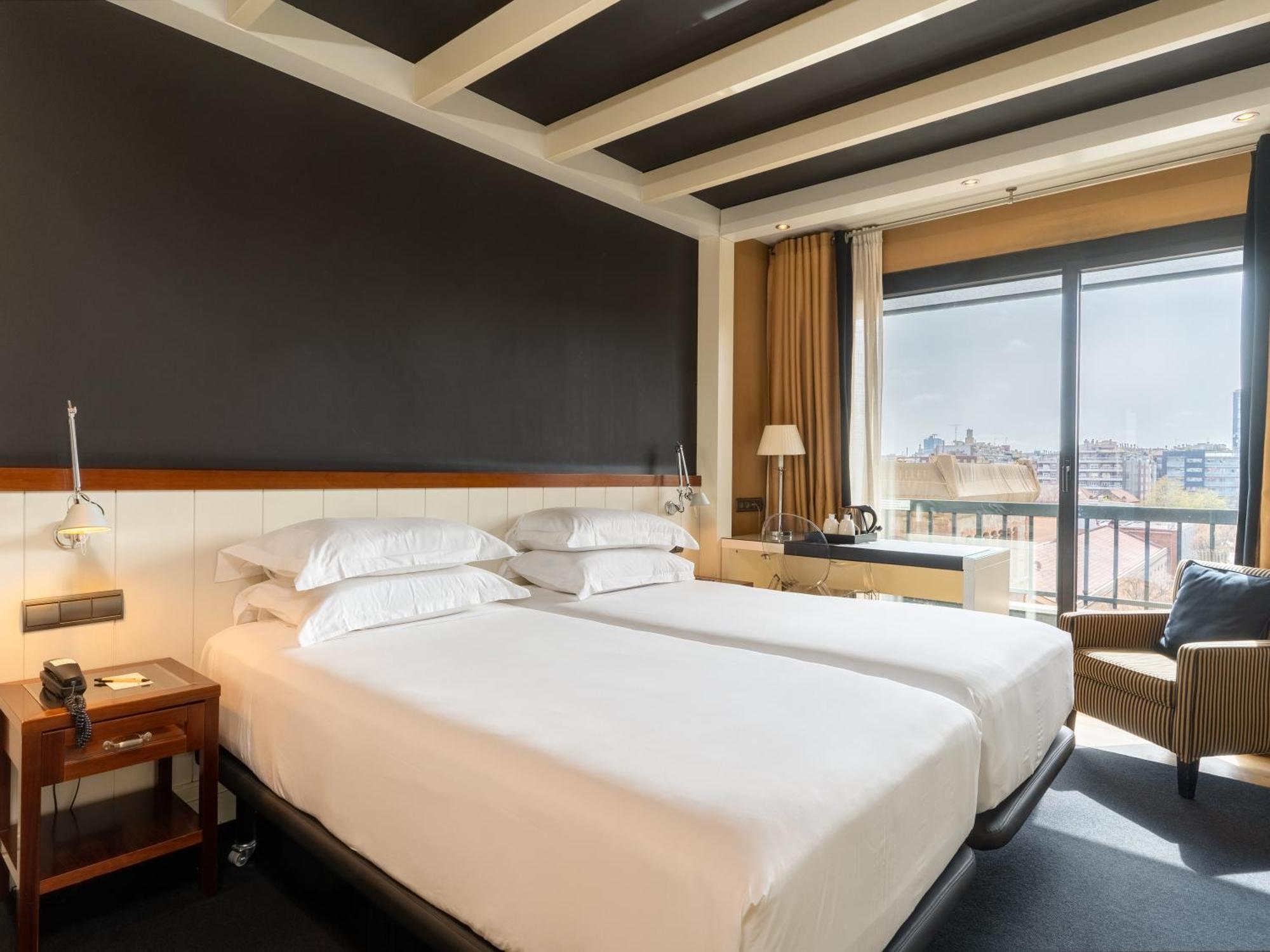 Hotell U232 4*