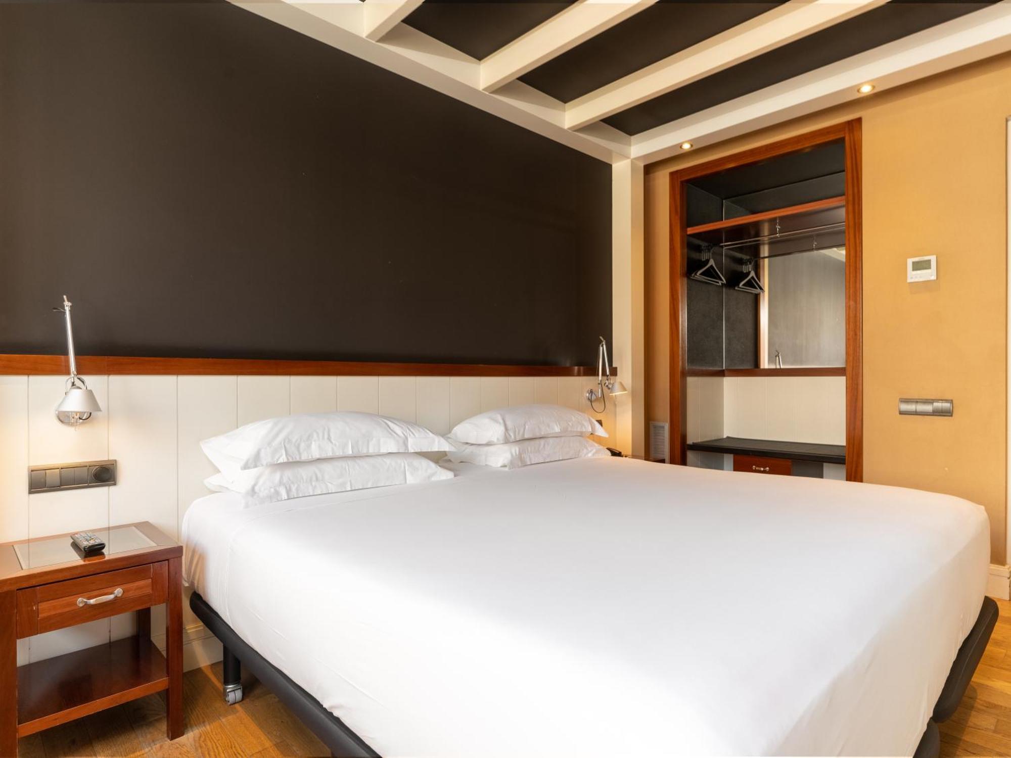 Hotell U232